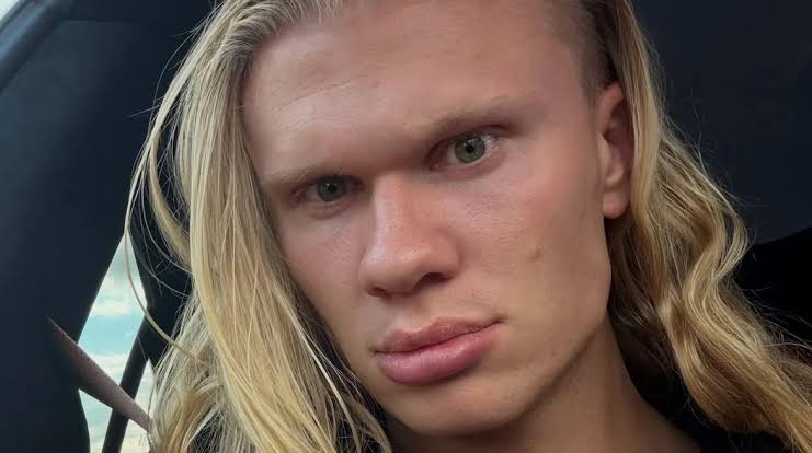 Erling Haaland schneidet seine langen Haare ab: Dieser Look überrascht die Fans