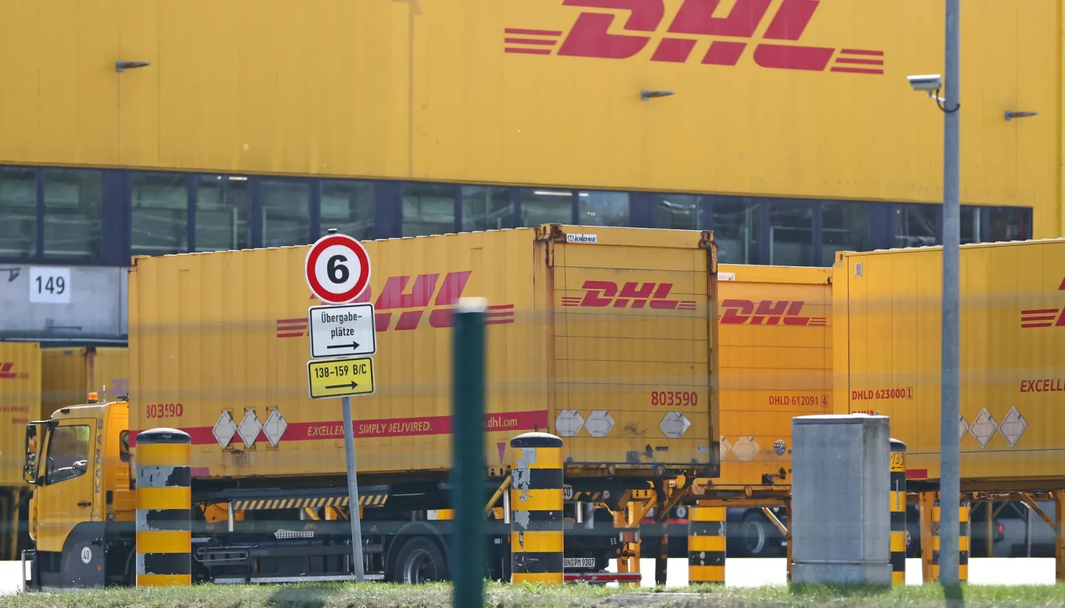 DHL-Zentrum in Mecklenburg-Vorpommern gesperrt: Was über den Quecksilber-Verdacht bekannt ist