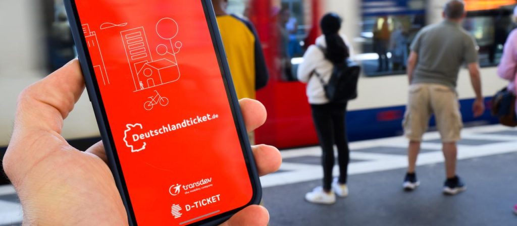 Deutschlandticket 2027 könnte 66,80 Euro kosten: So entsteht der neue Preis