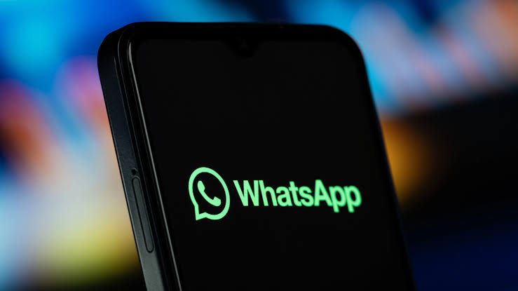 WhatsApp-Betrug mit Fake-Abstimmung: So kann dein Konto übernommen werden