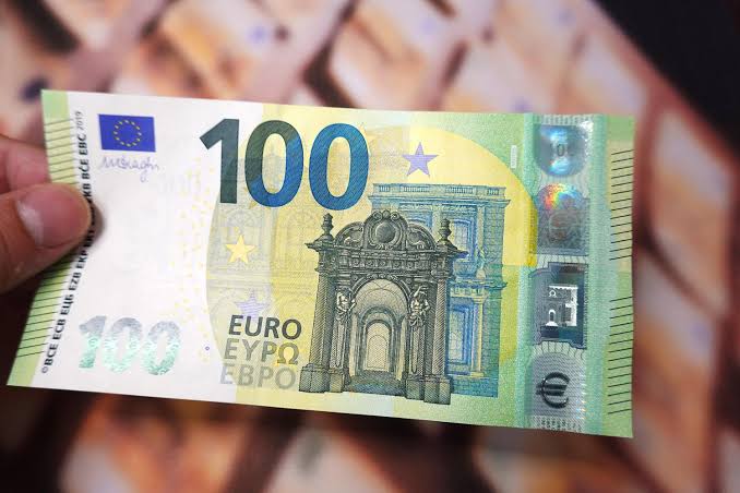 Reformen 2027 in Deutschland: Was sich bei Steuern, Rente und Pflege ändern soll