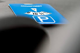 Parkscheibe falsch eingestellt: Diese Bußgelder drohen Autofahrern