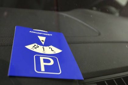 Parkscheibe falsch eingestellt: Diese Bußgelder drohen Autofahrern