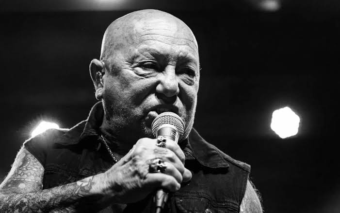 Rose-Tattoo-Sänger Angry Anderson ist mit 79 Jahren gestorben. Biografie und Todesursache
