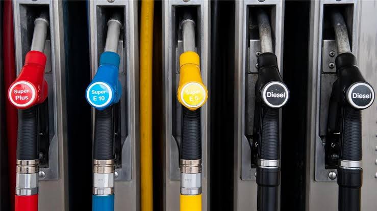 E10 statt E5 tanken: So sparen Autofahrer 2026 bei jedem Tankstopp