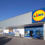 Kunststoffsplitter in der Bratwurst: Lidl ruft zwei Produkte aus der Kühltheke zurück – was Kunden jetzt wissen müssen