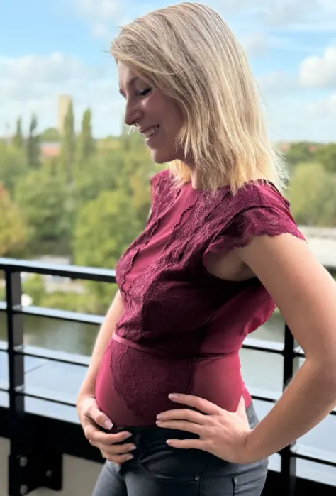 GZSZ-Star Iris Mareike Steen ist schwanger: Alter, Biografie und Privatleben