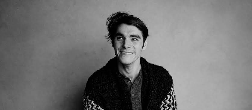 RJ Mitte tot: Was über den Tod des „Breaking Bad“-Stars bekannt ist. Alter, Todesursache und Biografie
